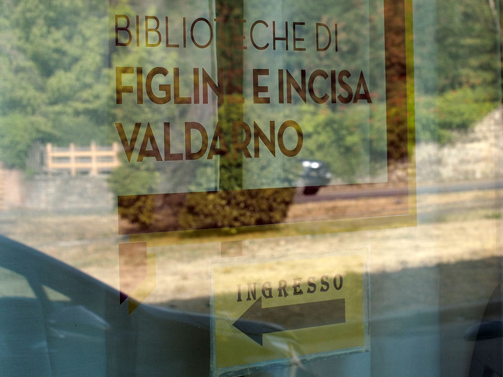 Biblioteca-Gilbero-Rovai-(3)